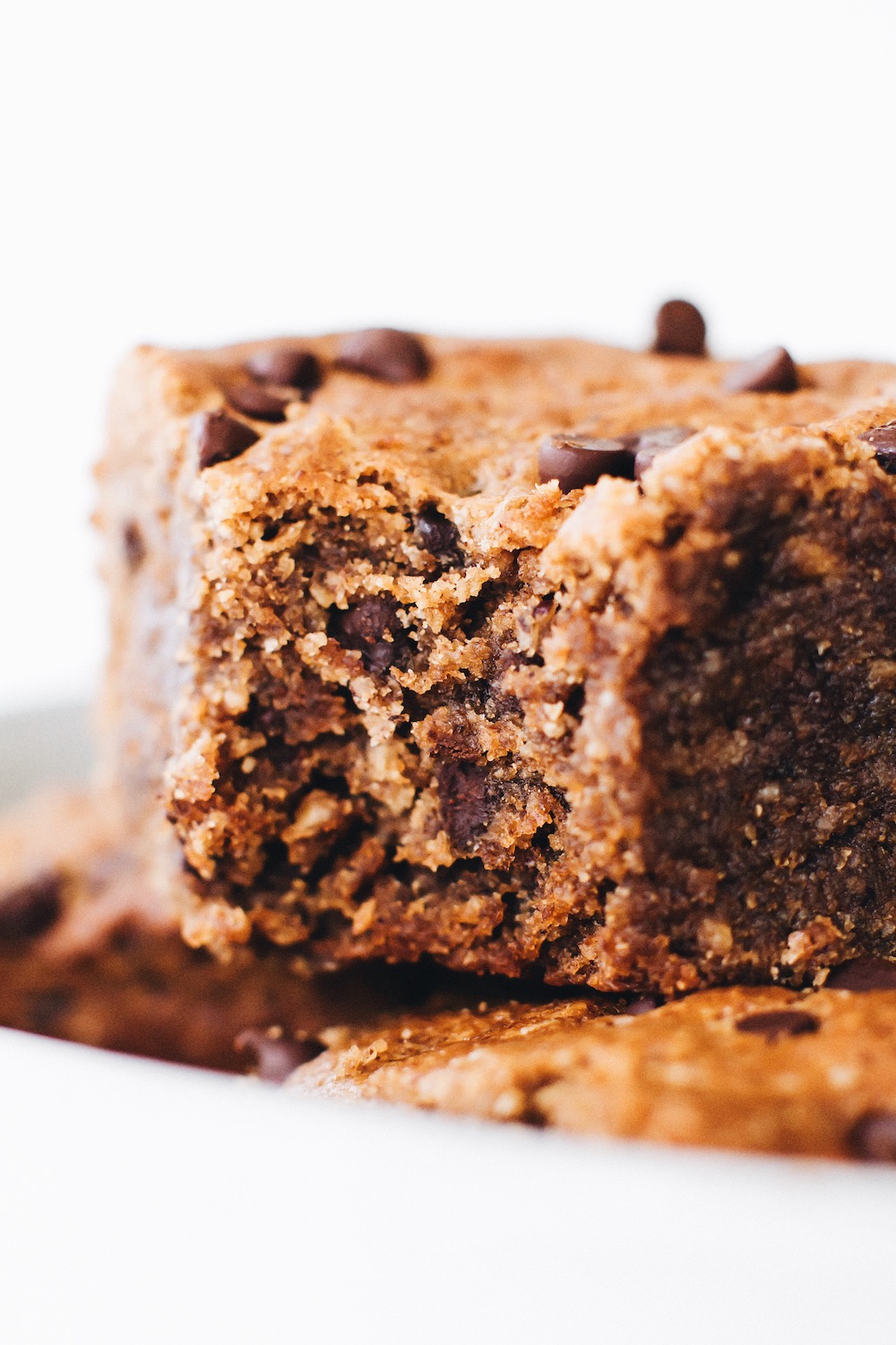 Chocolate Chip Hazelnut Blondies