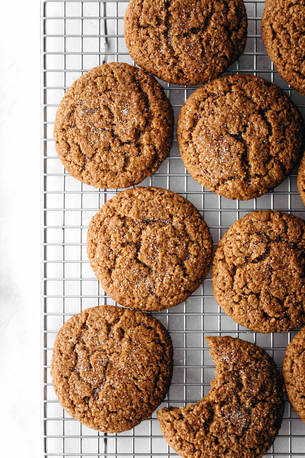 Vegan Ginger Molasses Cookies (paleo friendly!)