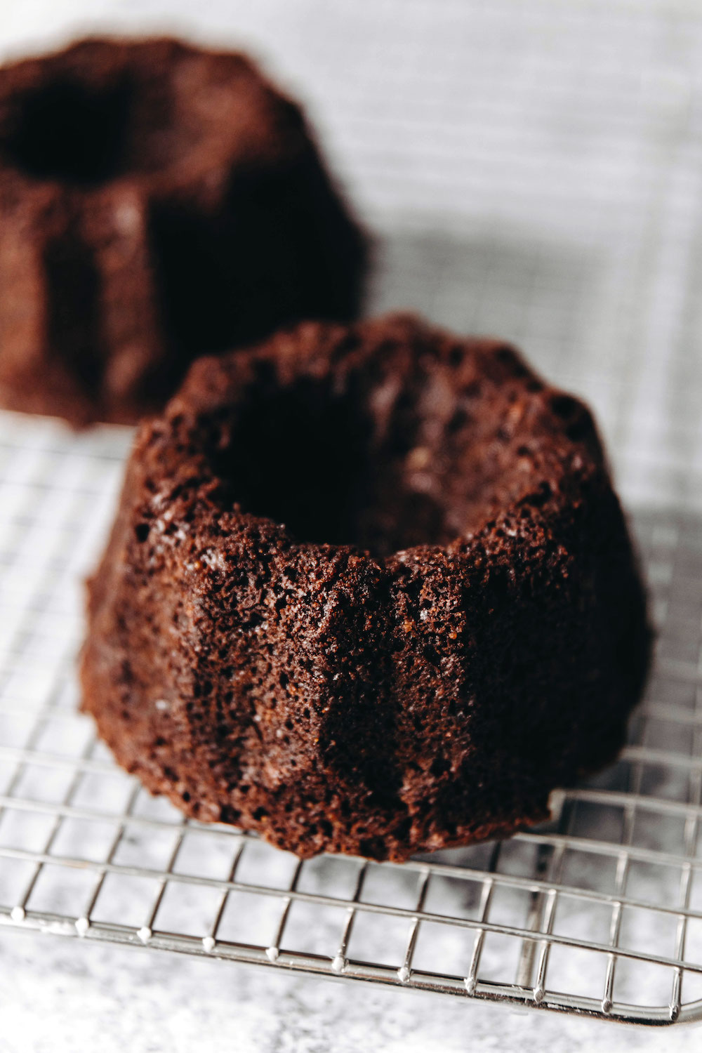 Dark Chocolate Mini Bundt Cakes (vegan + paleo)