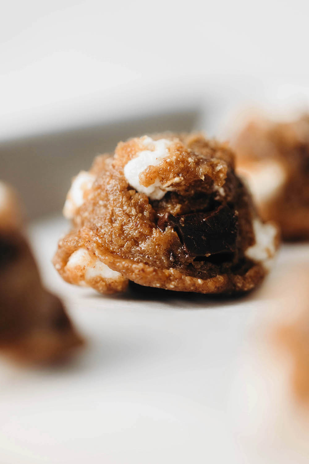 Gooey Vegan S'mores Cookies