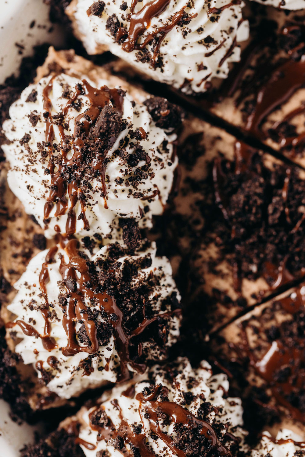 Cookies and Cream Pie (without oreos!)