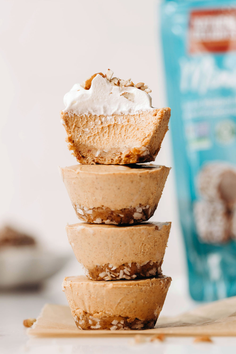 Pumpkin Spice No-Bake Mini Cheesecakes